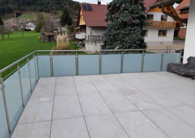Edelstahlgeländer mit Glasfüllung